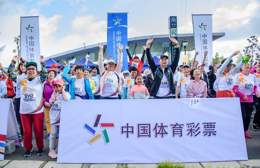 澳门六开彩打开天天彩,澳门六开彩与天天彩，理性看待彩票的娱乐与风险